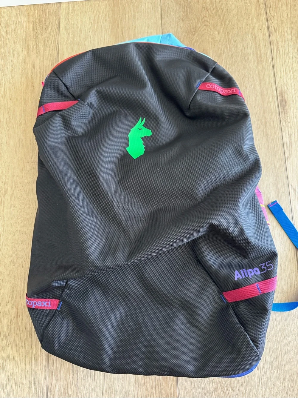 Rare Multi Color Cotopaxi Allpa 35L Del Dia Travel Pack Carry On Backpack Laptop